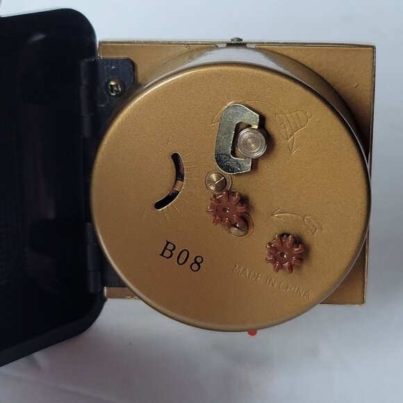 Vintage Equity Travel Alarm Clock glow in dark hands vintage alarm clock folding - Picture 7 of 8